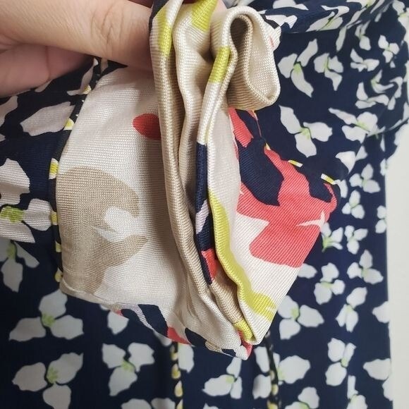 Diane von Furstenberg Women Floral 100% Silk Tunic Shift Dress SZ 2 Navy White - Picture 10 of 10